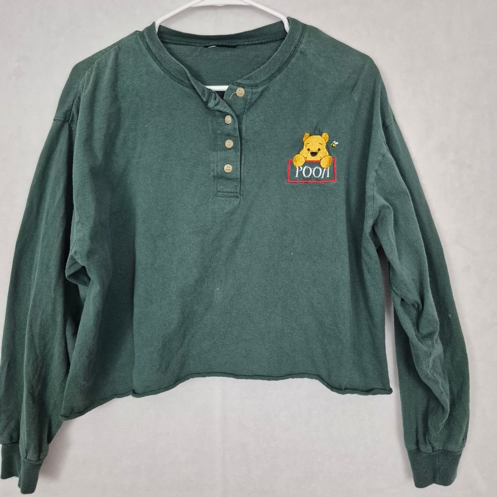 Disney Winnie the Pooh Forest Green Henley Cropped Long Sleeve Shirt Women Large